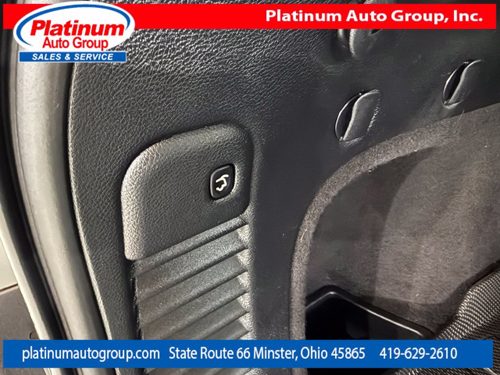 Used 2019 Jeep Grand Cherokee Limited AWD/4WD image 36