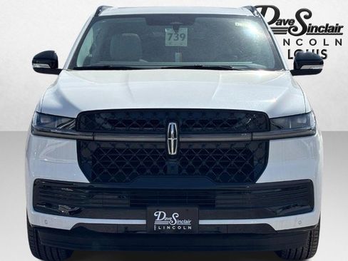 New 2026 Lincoln Navigator L Reserve w/ Jet Appearance Package AWD/4WD image 8