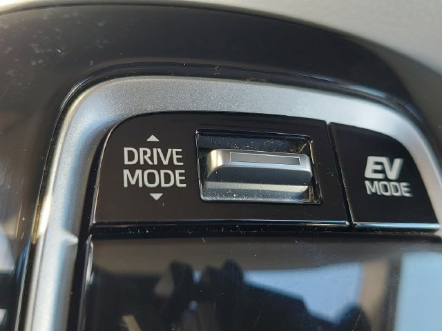 Certified 2023 Toyota Corolla SE AWD/4WD image 13