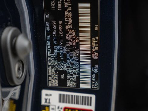 New 2026 Toyota Highlander Platinum AWD/4WD image 46