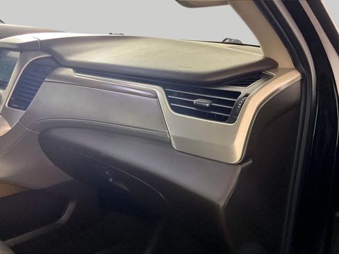 Used 2020 GMC Yukon XL Denali RWD image 17