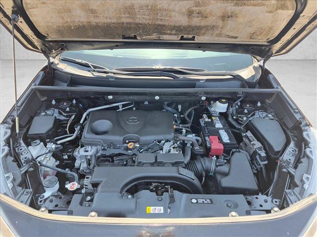 Used 2021 Toyota RAV4 LE FWD image 23