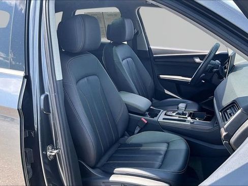 Used 2023 Audi Q5 2.0T Premium Plus w/ Premium Plus Package AWD/4WD image 7