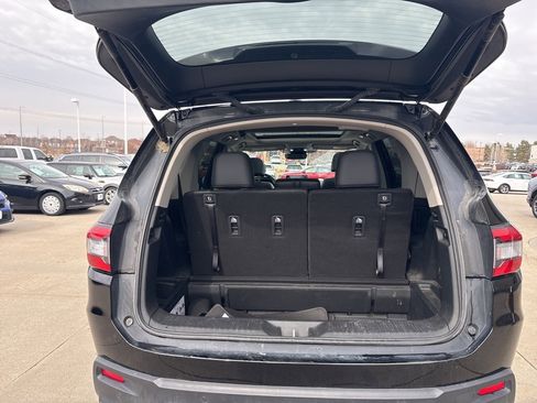 Certified 2023 Honda Pilot Touring image 35