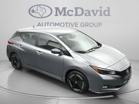 Used 2025 Nissan Leaf SV Plus FWD image 32