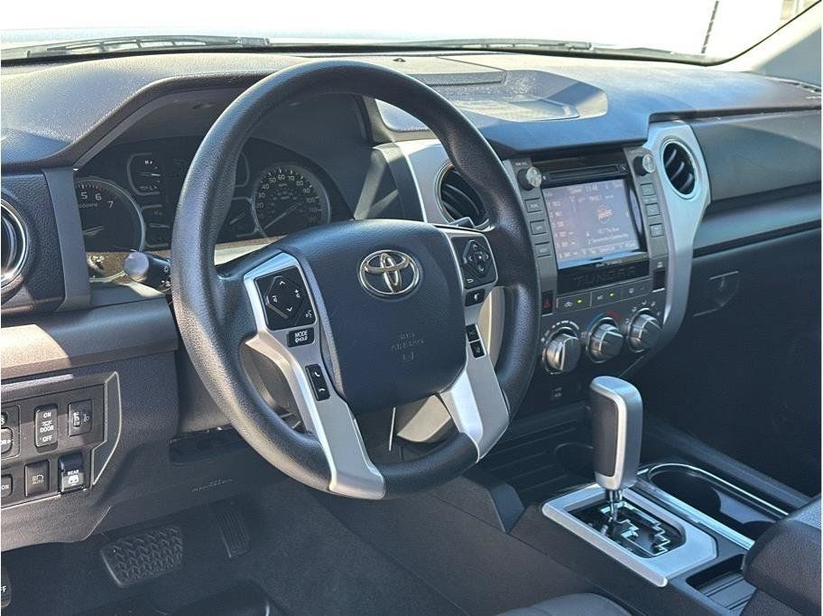 Used 2019 Toyota Tundra SR5 w/ SR5 Upgrade Package AWD/4WD image 14