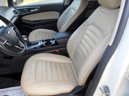 Used 2015 Ford Edge SEL w/ Equipment Group 201A image 9