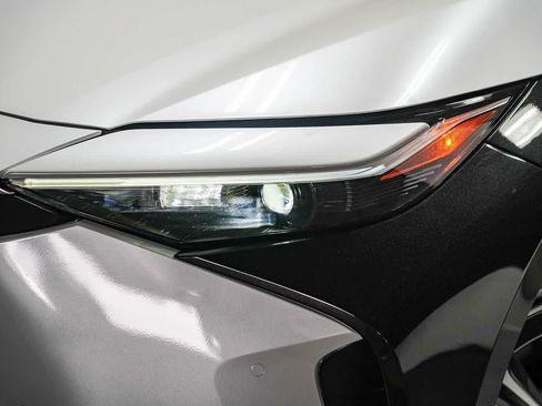 Certified 2023 Toyota bZ4X FWD image 3