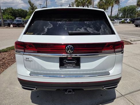 Used 2024 Volkswagen Atlas SE FWD image 24