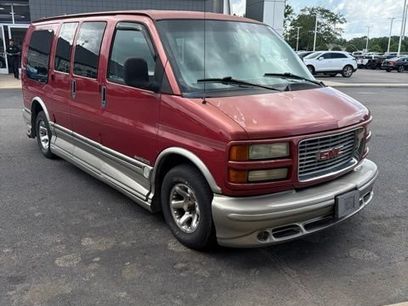 Used 2002 GMC Savana 1500 w/ SLE Marketing Option Pkg 3