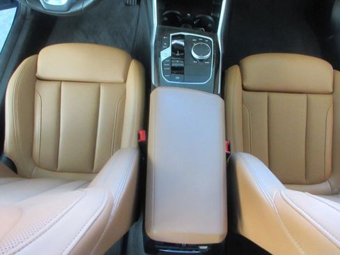 Used 2023 BMW 330i Sedan w/ Driving Assistance Package RWD image 19
