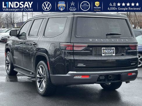 Used 2022 Jeep Wagoneer Series II w/ Premium Group I image 4