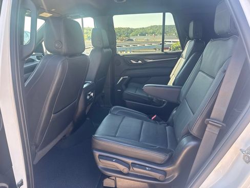Used 2022 GMC Yukon Denali AWD/4WD image 26