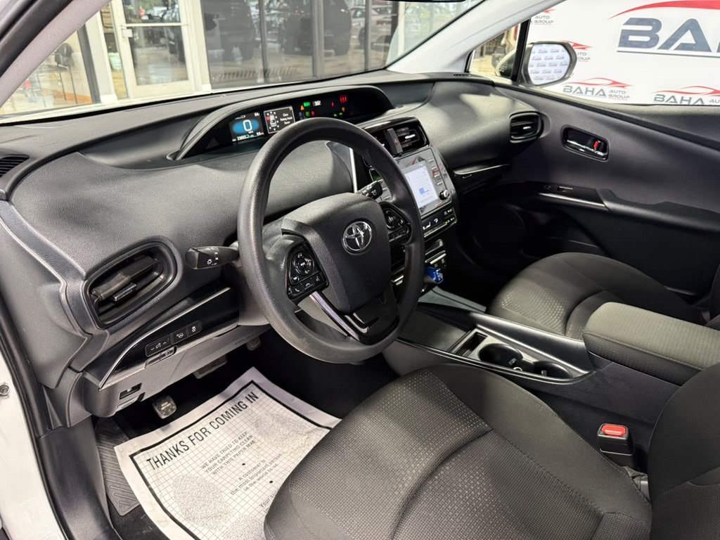 Used 2022 Toyota Prius LE FWD image 22