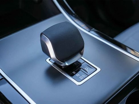 New 2026 Land Rover Range Rover Evoque S image 19