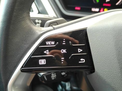 Used 2023 Audi Q4 e-tron Premium Plus w/ Premium Plus RWD image 40