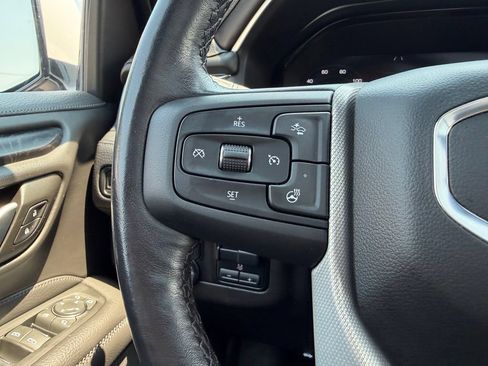 Used 2022 GMC Yukon XL Denali w/ Denali Ultimate Package AWD/4WD image 38