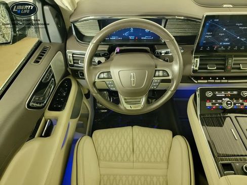 Used 2024 Lincoln Navigator L Black Label AWD/4WD image 27