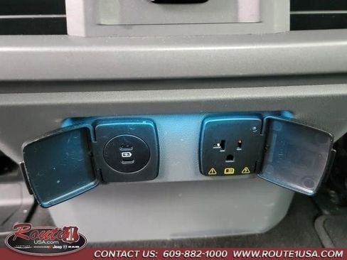 Used 2024 Ford F150 XLT w/ Mobile Office Package image 29