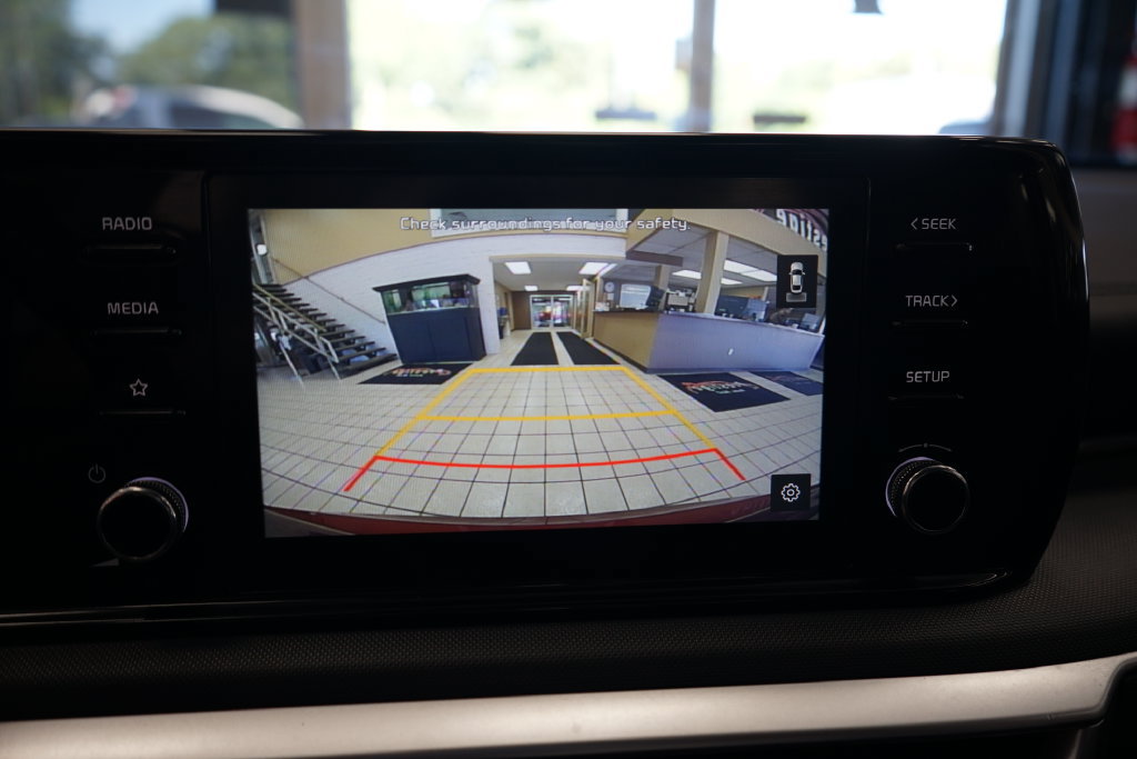 Used 2021 Kia K5 LX FWD image 8