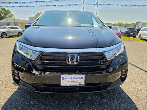 Used 2024 Honda Odyssey Touring image 8