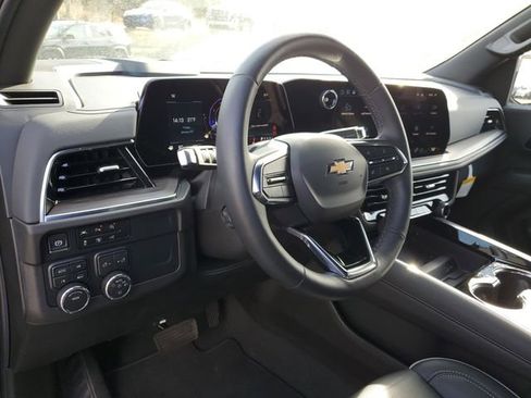New 2025 Chevrolet Tahoe Premier AWD/4WD image 19