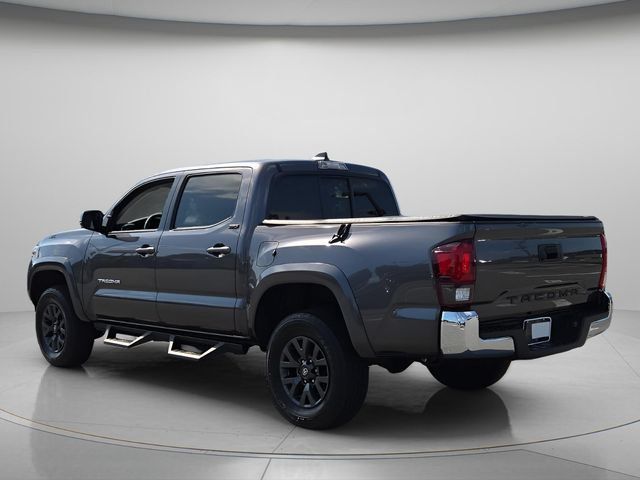 Used 2023 Toyota Tacoma SR5 w/ SR5 Appearance Package RWD image 6