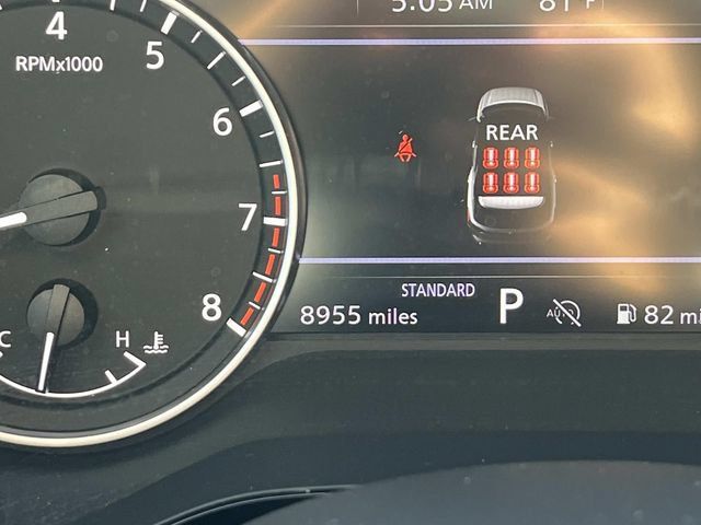 Used 2025 Nissan Pathfinder SV FWD image 37