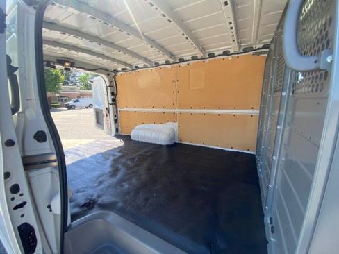 Used 2021 Nissan NV 1500 SV RWD image 9