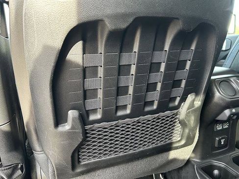 Used 2021 Jeep Gladiator Mojave AWD/4WD image 33