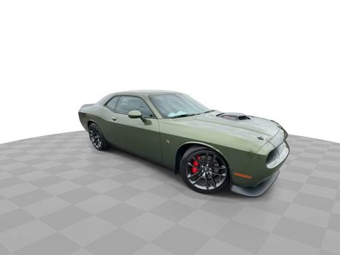 Used 2021 Dodge Challenger R/T Scat Pack w/ Shaker Package RWD image 6