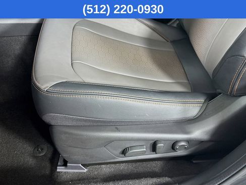 Used 2025 Subaru Crosstrek 2.5i Limited w/ Crosstrek Mirror Package image 23