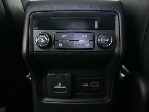 Used 2021 GMC Acadia SLT w/ Preferred Package AWD/4WD image 30