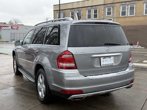 Used 2011 Mercedes-Benz GL 450 4MATIC image 6