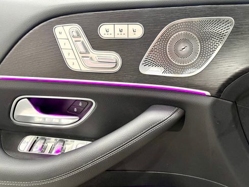 Used 2025 Mercedes-Benz GLE 350 4MATIC image 9