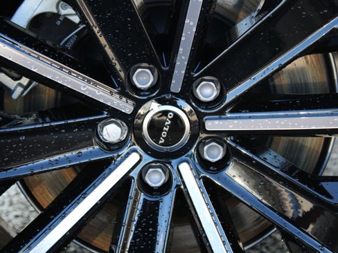 New 2026 Volvo XC90 T8 Plus w/ Protection Package Premier image 74