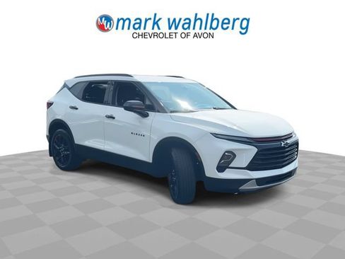 Certified 2024 Chevrolet Blazer LT w/ Redline Edition FWD image 2