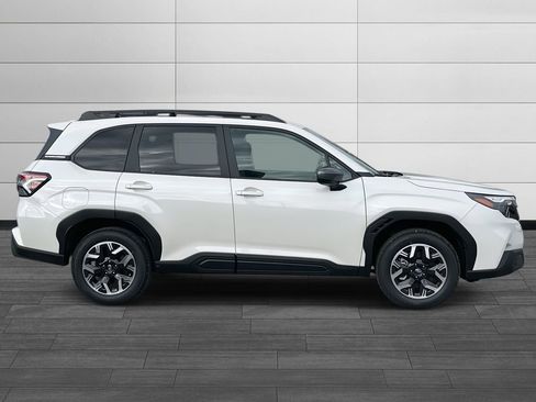 New 2025 Subaru Forester Premium image 2