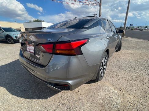 Used 2019 Nissan Altima 2.5 SV FWD image 7