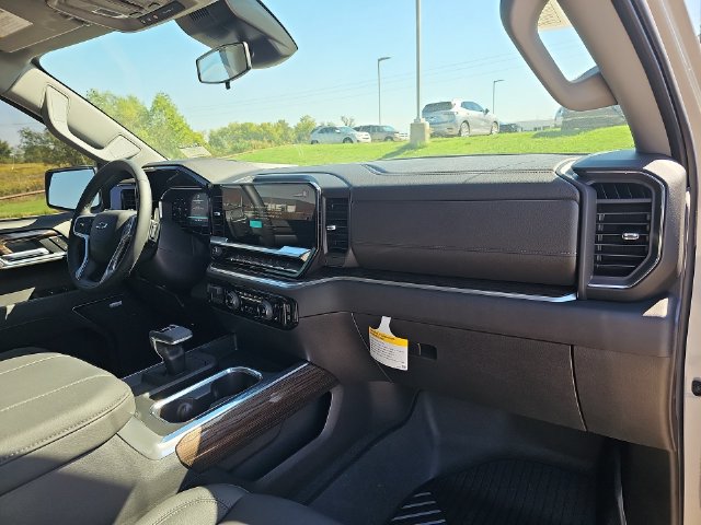 New 2026 Chevrolet Silverado 1500 RST w/ Z71 Off-Road Package AWD/4WD image 29