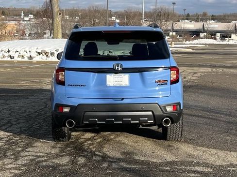 Certified 2025 Honda Passport TrailSport image 6