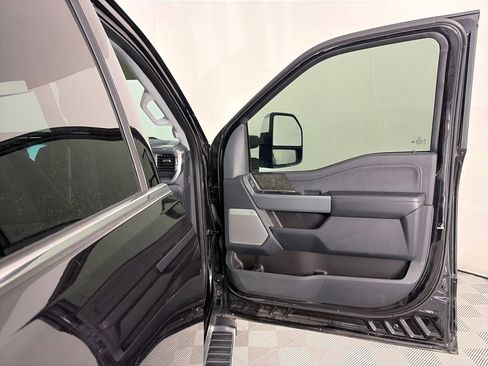 Used 2022 Ford F150 Lariat AWD/4WD image 31