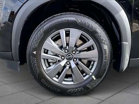 New 2026 Nissan Pathfinder SV image 11