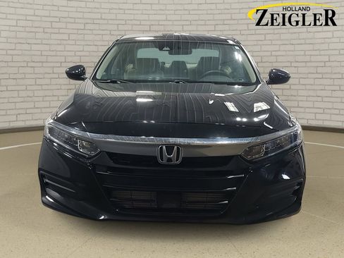 Used 2018 Honda Accord LX image 2