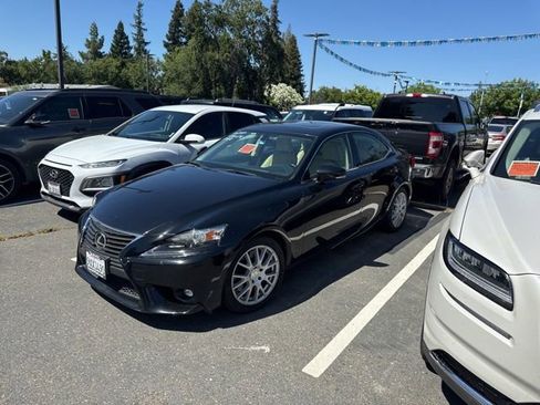 Used 2016 Lexus IS 200t RWD image 2