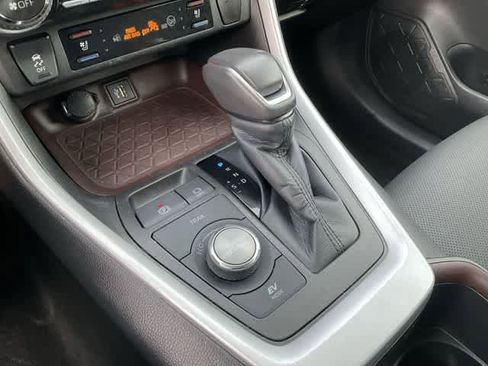 Used 2023 Toyota RAV4 Limited AWD/4WD image 25