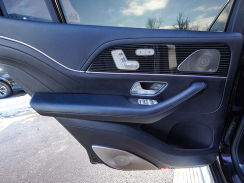 Used 2023 Mercedes-Benz Maybach GLS 600 Maybach GLS 600 image 16