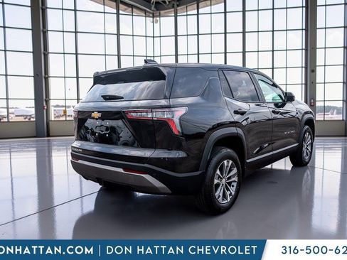 Used 2025 Chevrolet Equinox LT AWD/4WD image 30