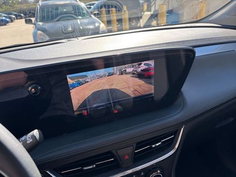 Used 2025 Buick Encore GX Preferred image 22