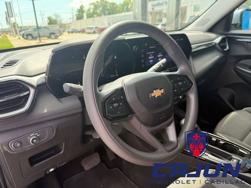 Used 2025 Chevrolet TrailBlazer LT image 7